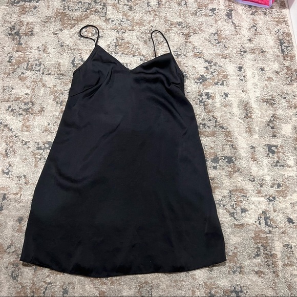 SOLD Artizia / Wilfred Free / Vivienne Mini Dress - Picture 4 of 6